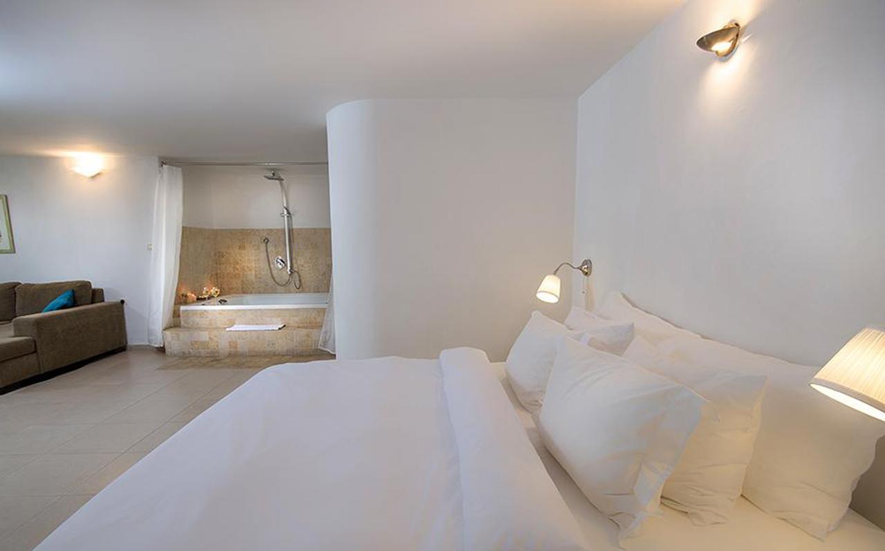 Villa Above The Sea Ein Hod Exterior foto